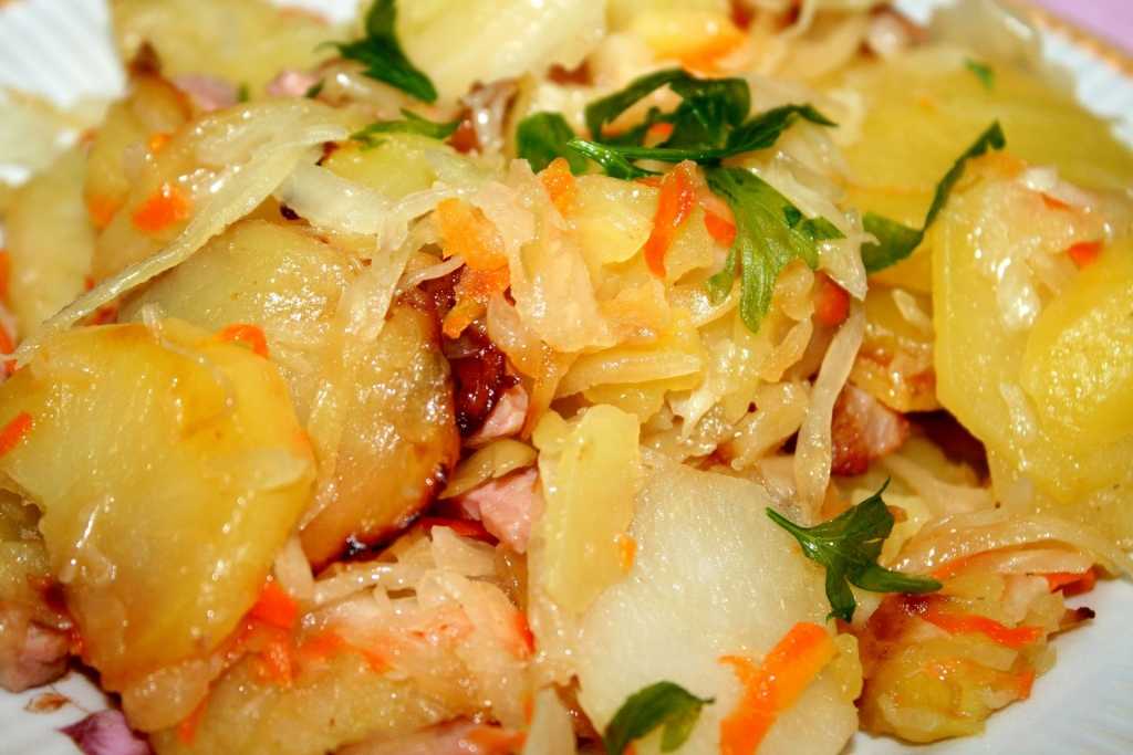Заливной пирог с капустой – 10 быстрых и вкусных рецептов с фото пошагово