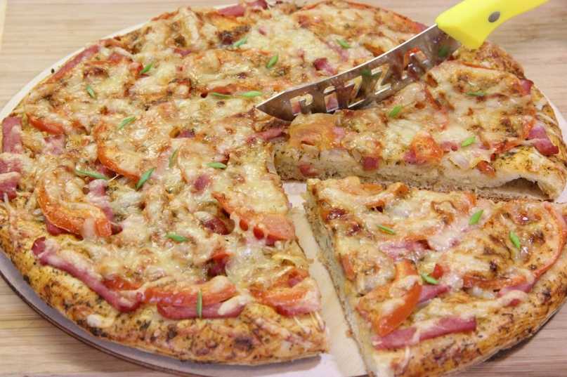 Пицца как в пиццерии в домашних условиях: самые вкусные и простые рецепты домашней пиццы и теста для нее с пошаговым описанием, фото и видео