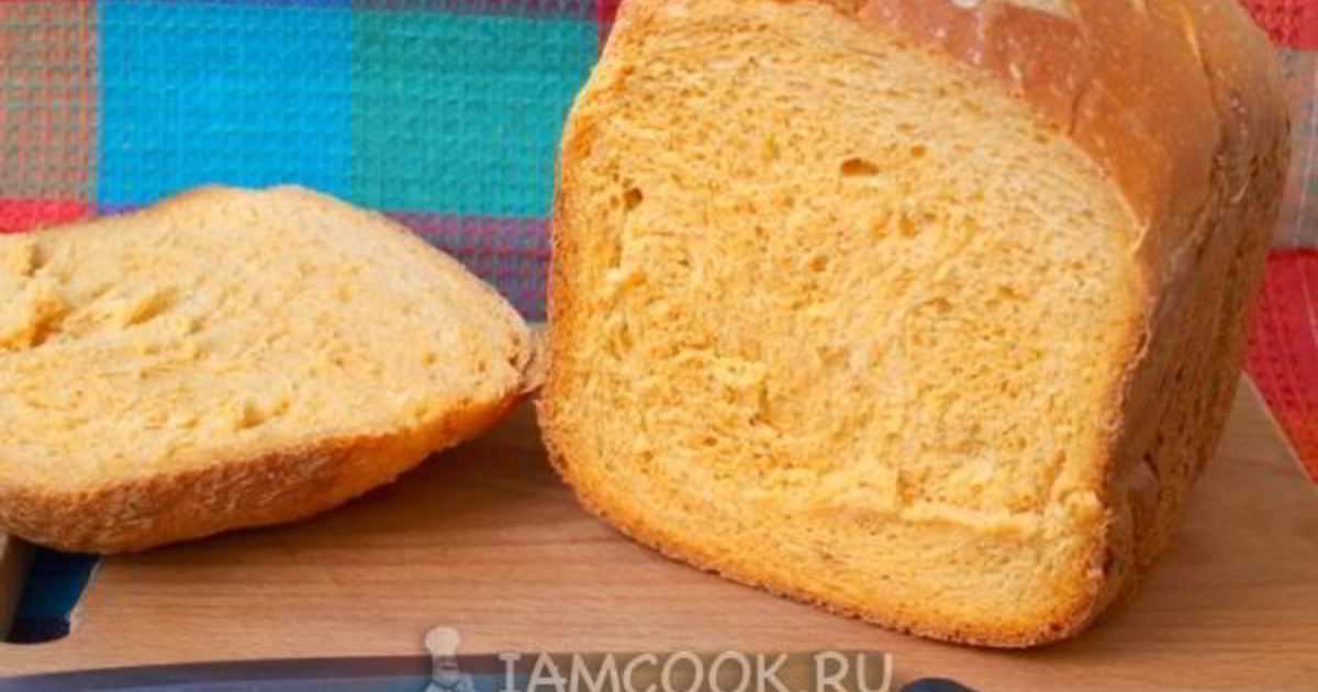 Плетёный хлеб с укропом, петрушкой и чесночком