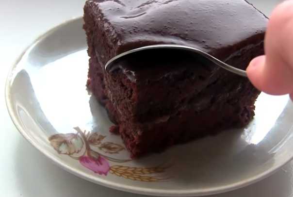 Как приготовить супер влажный (мокрый) шоколадный торт — 5 лучших рецептов