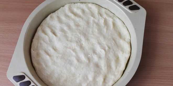 Пирог дрожжевой с повидлом рецепт с фото пошагово - 1000.menu