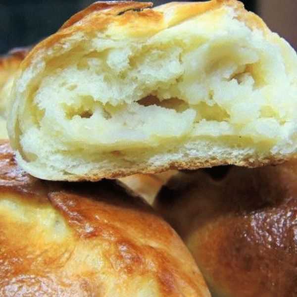 Пирожки с картошкой в духовке — 7 вкусных рецептов приготовления