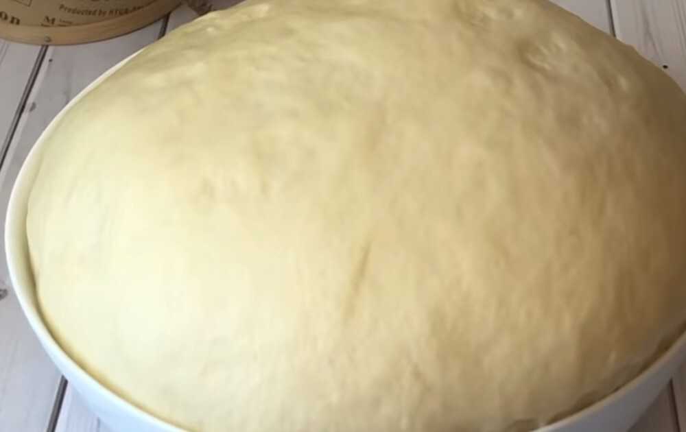 Воздушное, мягкое — отличное тесто на молоке для пирожков