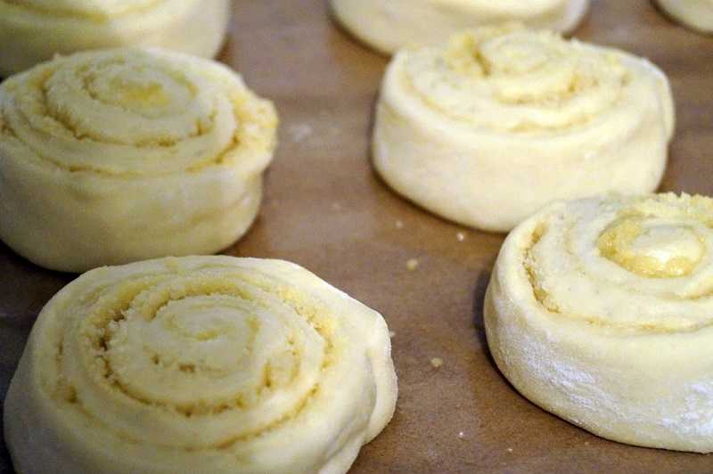 Булочки улитки с корицей и сахаром рецепт с фото пошагово - 1000.menu