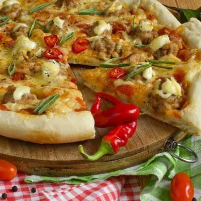 Домашняя пицца в духовке: быстро и легко 8 вкусных и простых рецептов