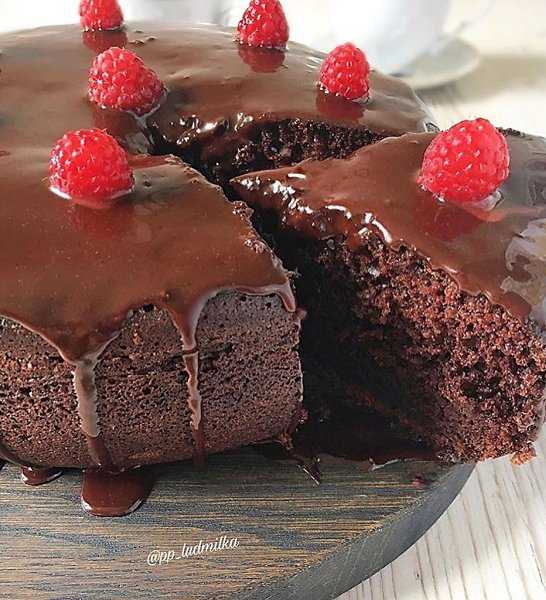 Шоколадный торт на раз два три - готовим быстро и просто