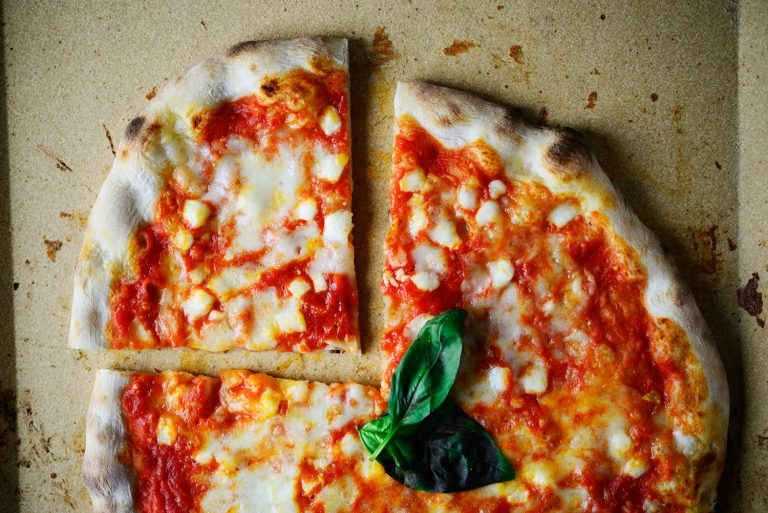 Неаполитанская пицца — самые вкусные рецепты