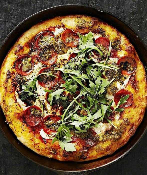 Пицца на сковороде за 10 минут – самые вкусные рецепты