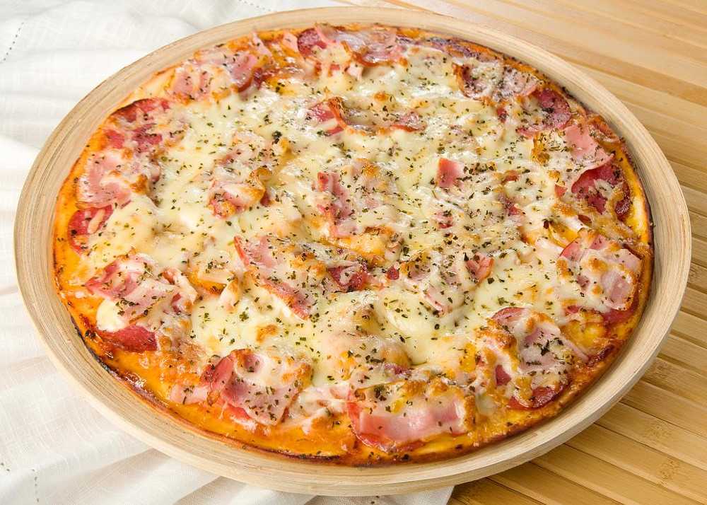Пицца буффало с курицей и беконом | пошаговый рецепт с фото