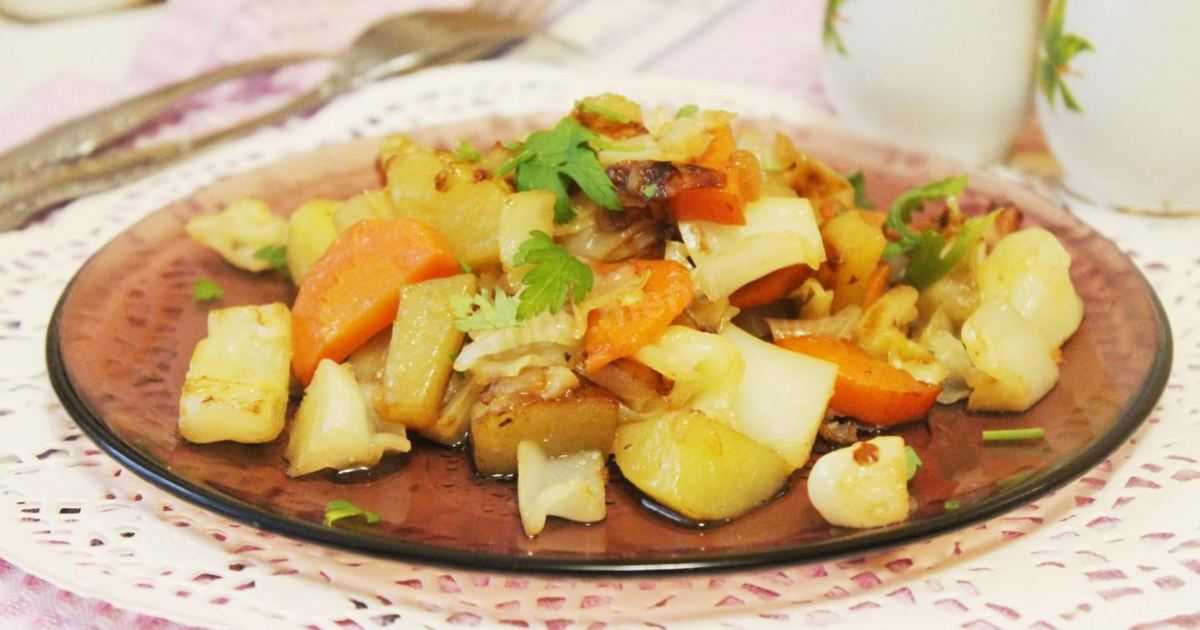 Как испечь овощной пирог с капустой и болгарским перцем: поиск по ингредиентам, советы, отзывы, подсчет калорий, изменение порций, похожие рецепты