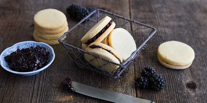 Песочное печенье с шоколадом и орехами - рецепт с пошаговыми фото | ne-dieta