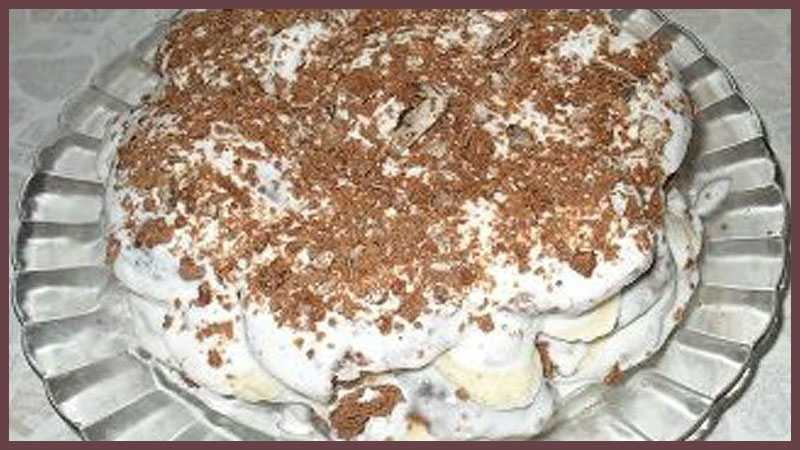 Банановый торт без выпечки со сметаной - 8 пошаговых рецептов с печеньем, пряниками, сгущенкой