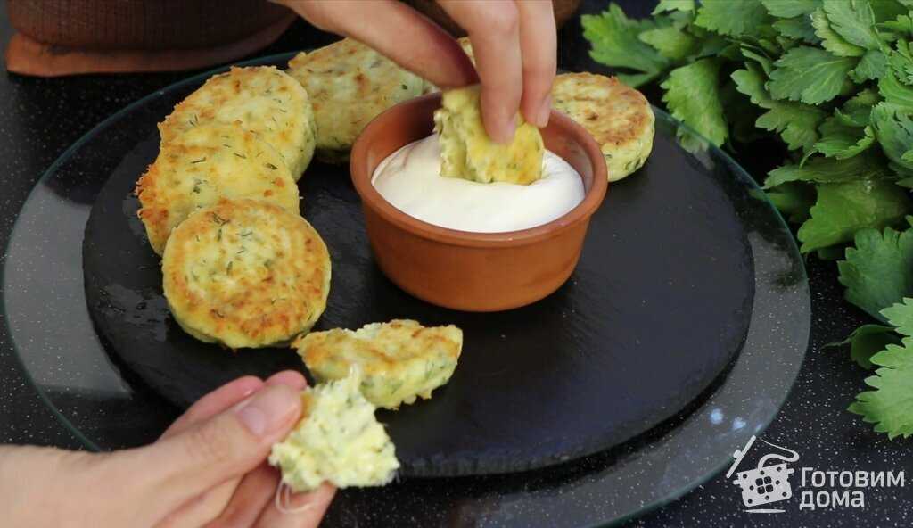 Блины фаршированные сыром и зеленью рецепт с фото - 1000.menu