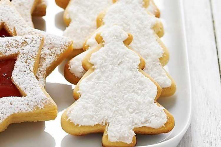 Тематическое новогоднее печенье: рецепты, фото приготовления и варианты украшения