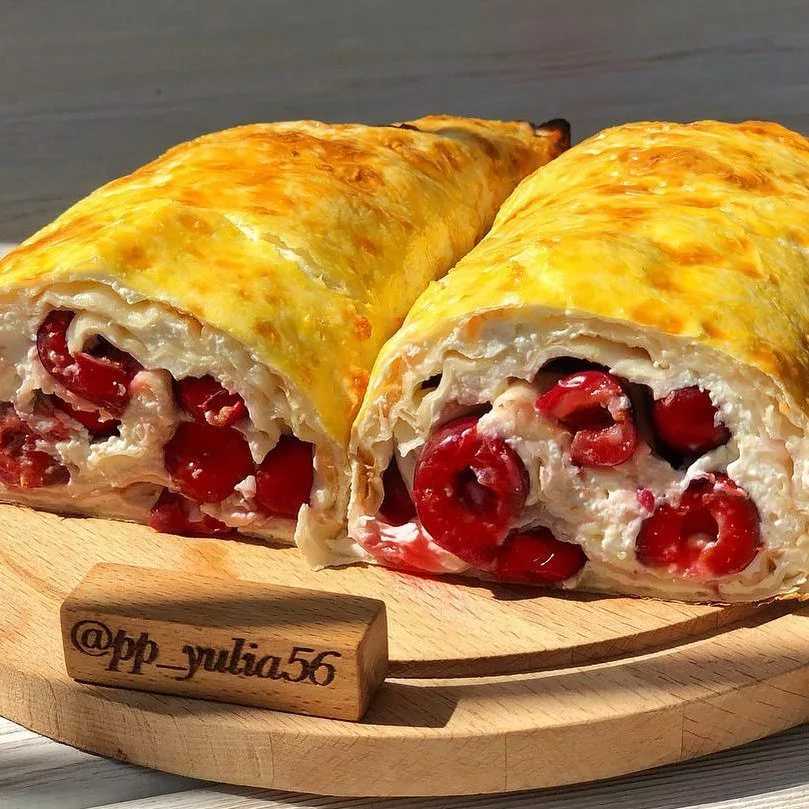 Рулет из лаваша с творогом: 5 вкусных рецептов