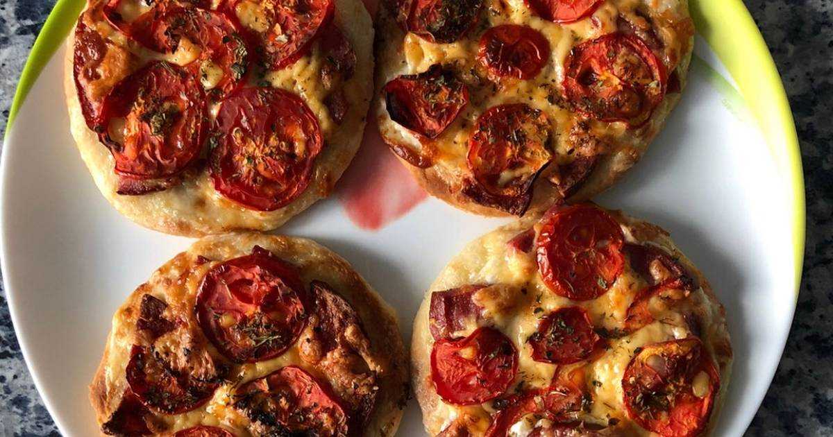 Мини-пицца из слоеного теста: лучшие кулинарные рецепты