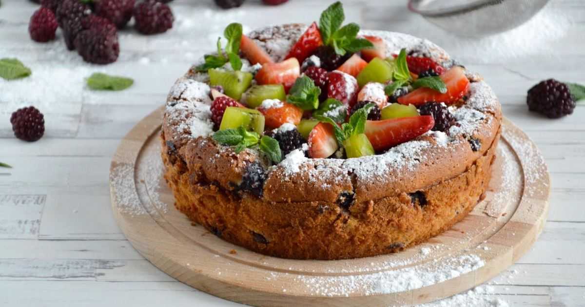 Пирог с черной смородиной замороженной: рецепт с фото