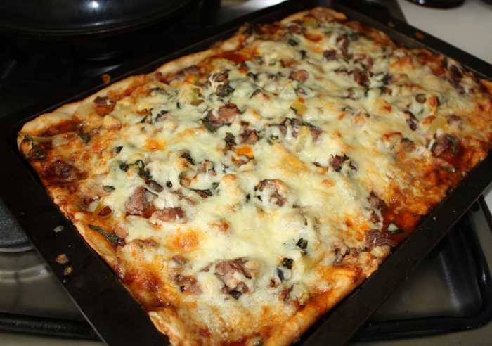 Пицца — рецепт в домашних условиях в духовке с пошаговыми фото