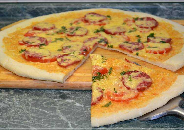 Быстрая пицца на готовой основе в микроволновке: пошаговые рецепты с фото