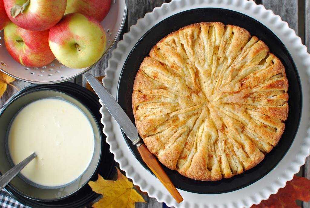 Насыпной яблочный пирог в мультиварке с яблоками рецепт с фото - 1000.menu