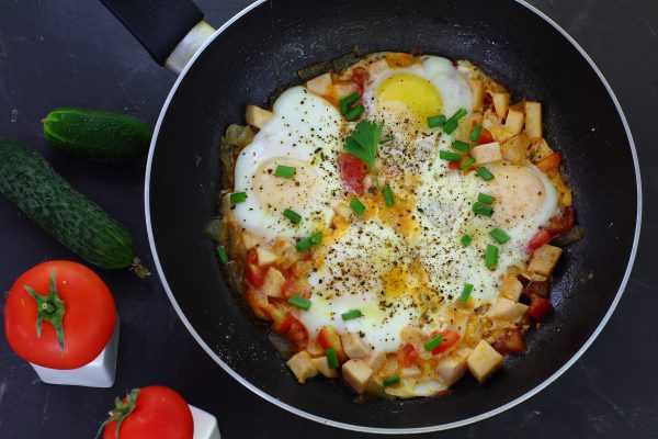 Яичница в хлебе – 10 вкусных рецептов на завтрак