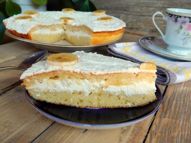 Рецепт торта без выпечки из печенья, творожного сыра и фруктов