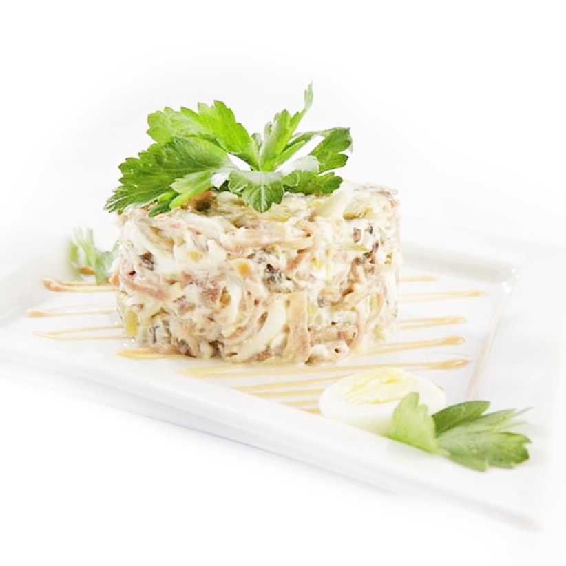 Открытый пирог с солеными огурцами - кулинарный рецепт с пошаговыми инструкциями | foodini