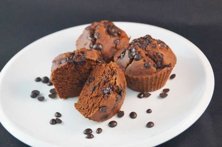 Кексы с кусочками шоколада: легкие рецепты с фото