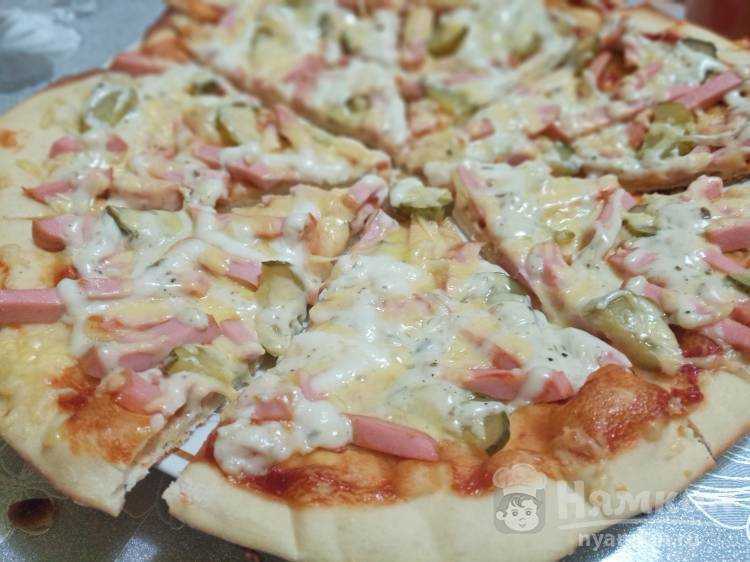 Пицца с колбасой – 5 рецептов в домашних условиях