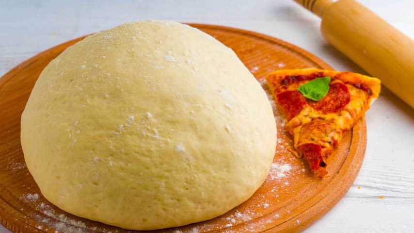 Турецкий лахмаджун пицца с фаршем на дрожжевом тесте