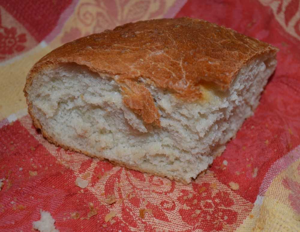 Домашний хлеб на сухих дрожжах в духовке - пошаговый фоторецепт
