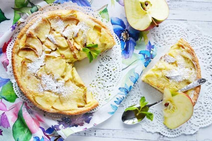 Пирог с яблоками на сметане в духовке рецепт с фото пошагово - 1000.menu