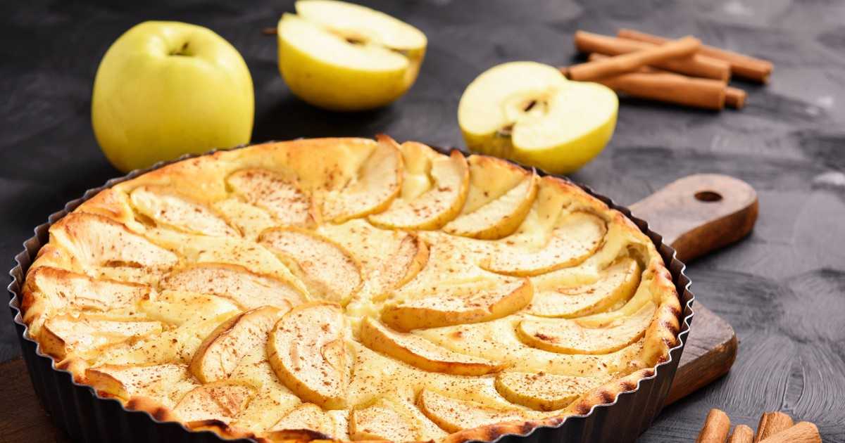 Медово-яблочный пирог