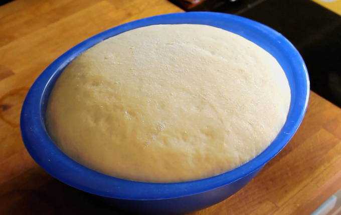 Рецепт приготовления теста для жареных на сковороде пирожков