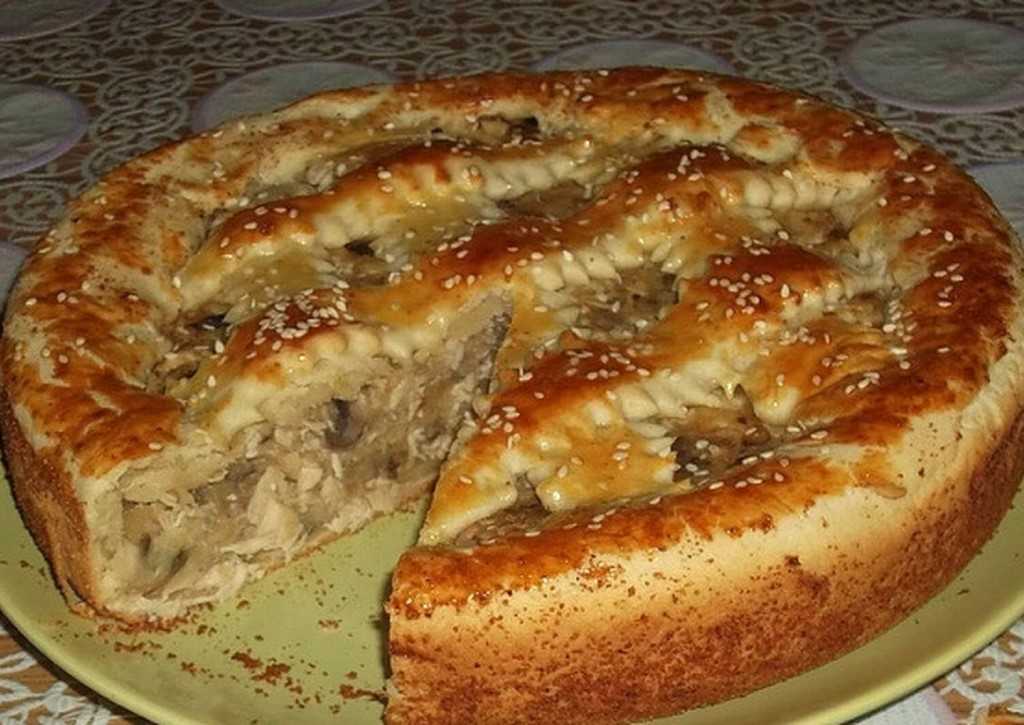 Пирог с солеными грибами и картошкой рецепт с фото - 1000.menu