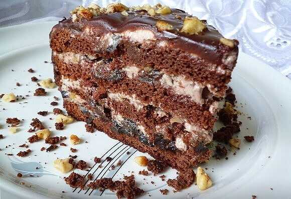 Торт с черносливом - как вкусно готовить в домашних условиях с шоколадным, сметанным или масляным кремом