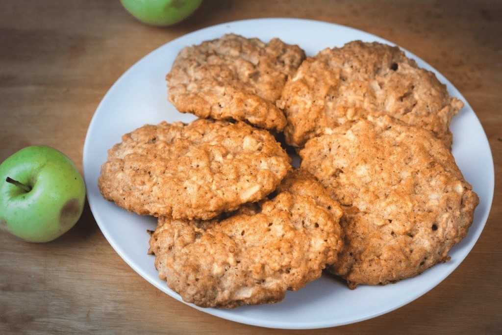 Овсяное печенье с яблоками - 9 пошаговых фото в рецепте