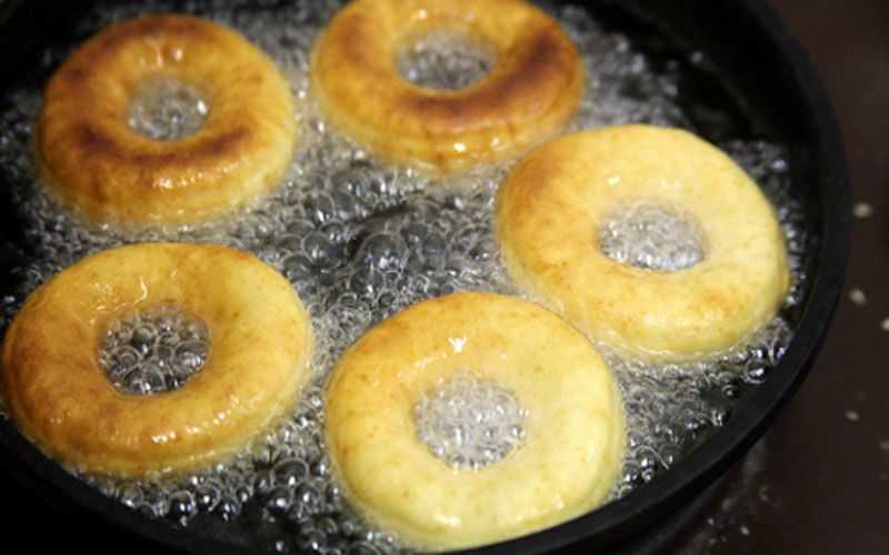Американские пончики (донатсы) — рецепты в глазури и с начинкой