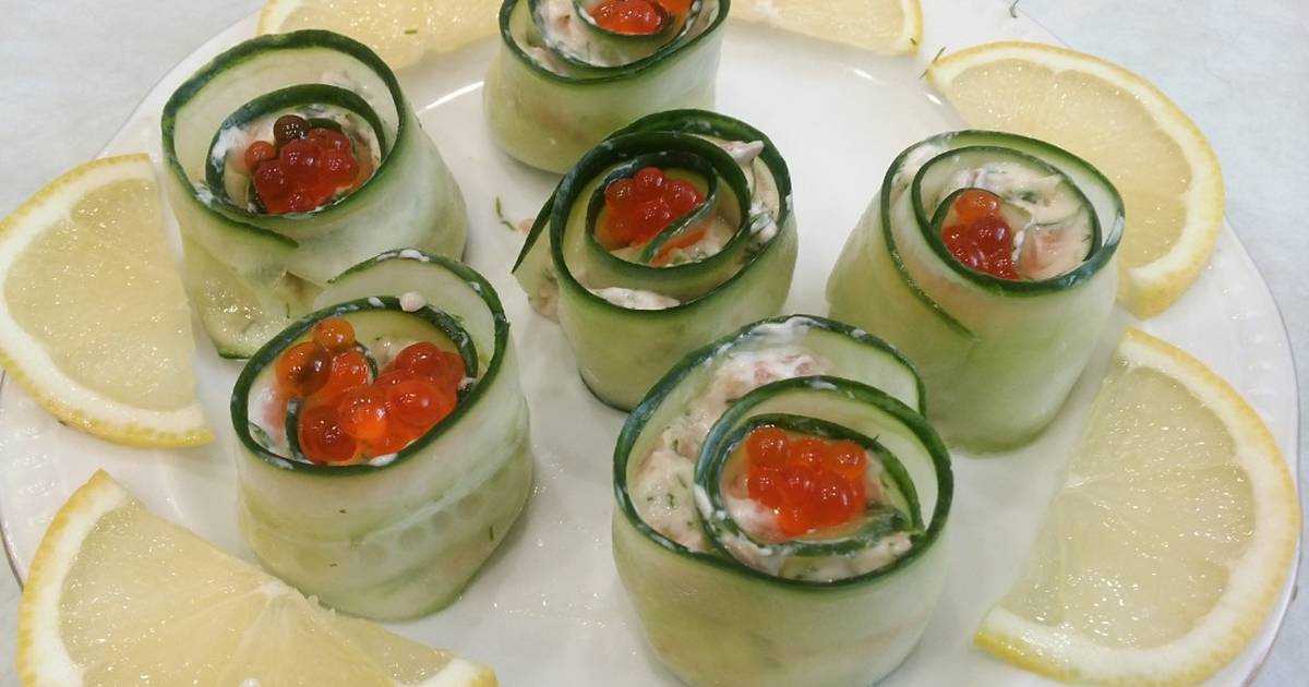Рулетики из огурцов и семги