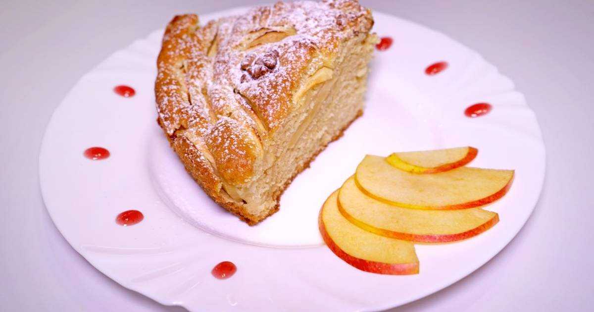 Болгарский яблочный пирог с манкой (для ленивой хозяйки).
