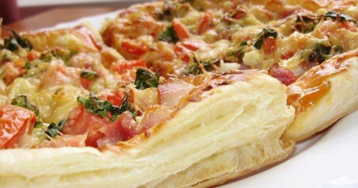 Дрожжевое тесто для пиццы - 10 рецептов приготовления с пошаговыми фото