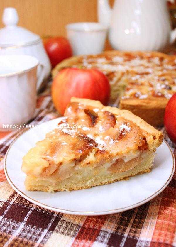 Цветаевский яблочный пирог со сметанной заливкой — классический пошаговый рецепт