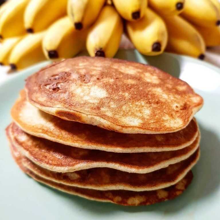 Банановые оладьи - как приготовить пошагово пышные на молоке, кефире и диетические по рецептам с фото