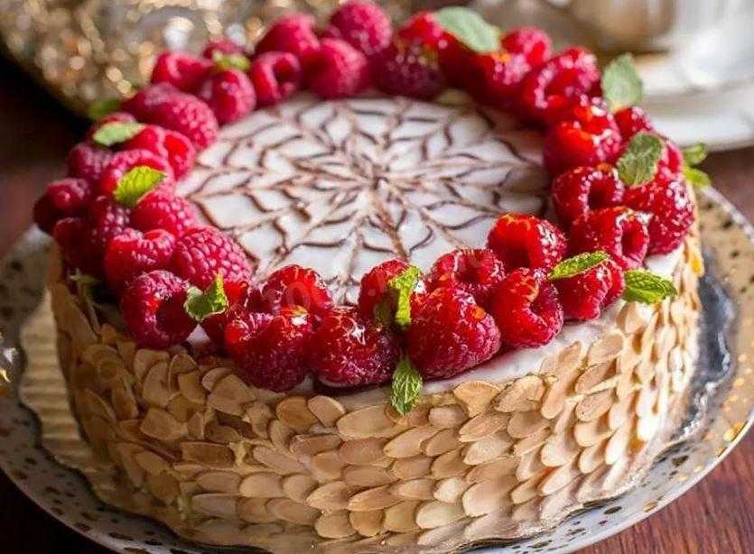 Клубнично малиновый торт | пошаговые рецепты с фото на foodily.ru