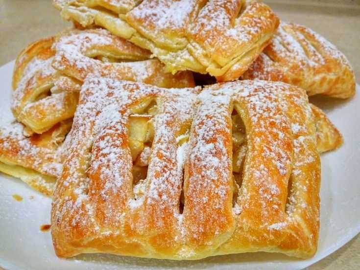 Слоеные пирожки с яблоками рецепт с фото пошагово - 1000.menu