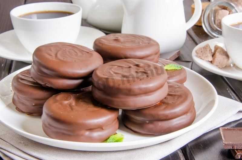 Двойное печенье с начинкой в шоколаде рецепт с фото пошагово - 1000.menu