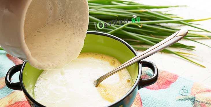 Оладьи на кефире с яйцом и зеленым луком — рецепт пышных оладий