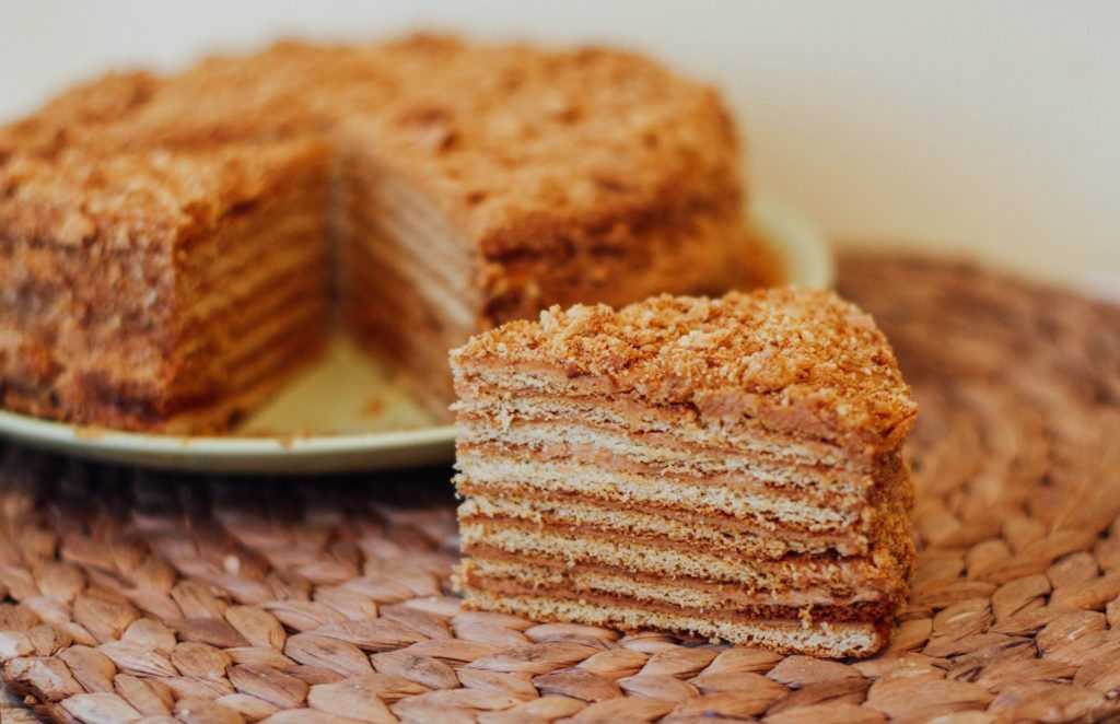 Торт степка-растрепка — 6 рецептов сладкого угощения с кремом