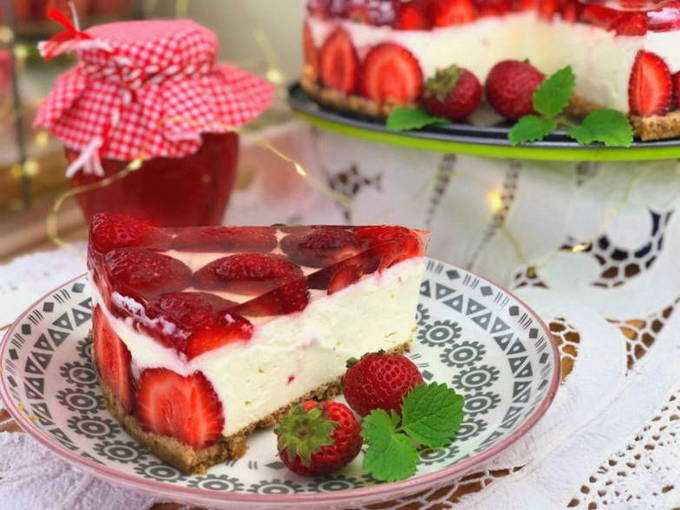 Рецепт ягодного торта с клубникой