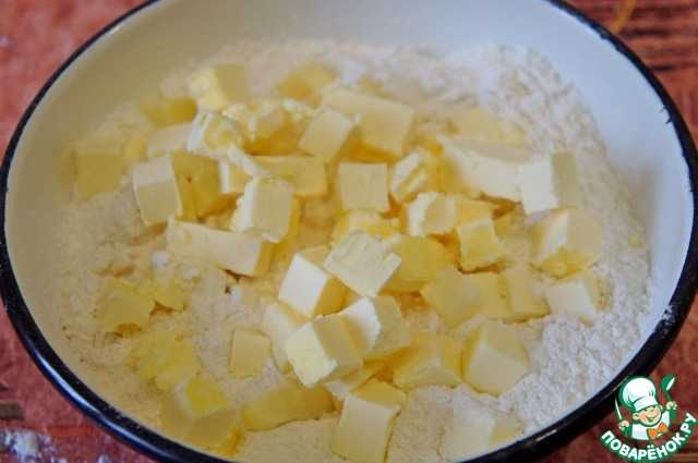 Пирог со щавелем - 8 рецептов в духовке с пошаговыми фото